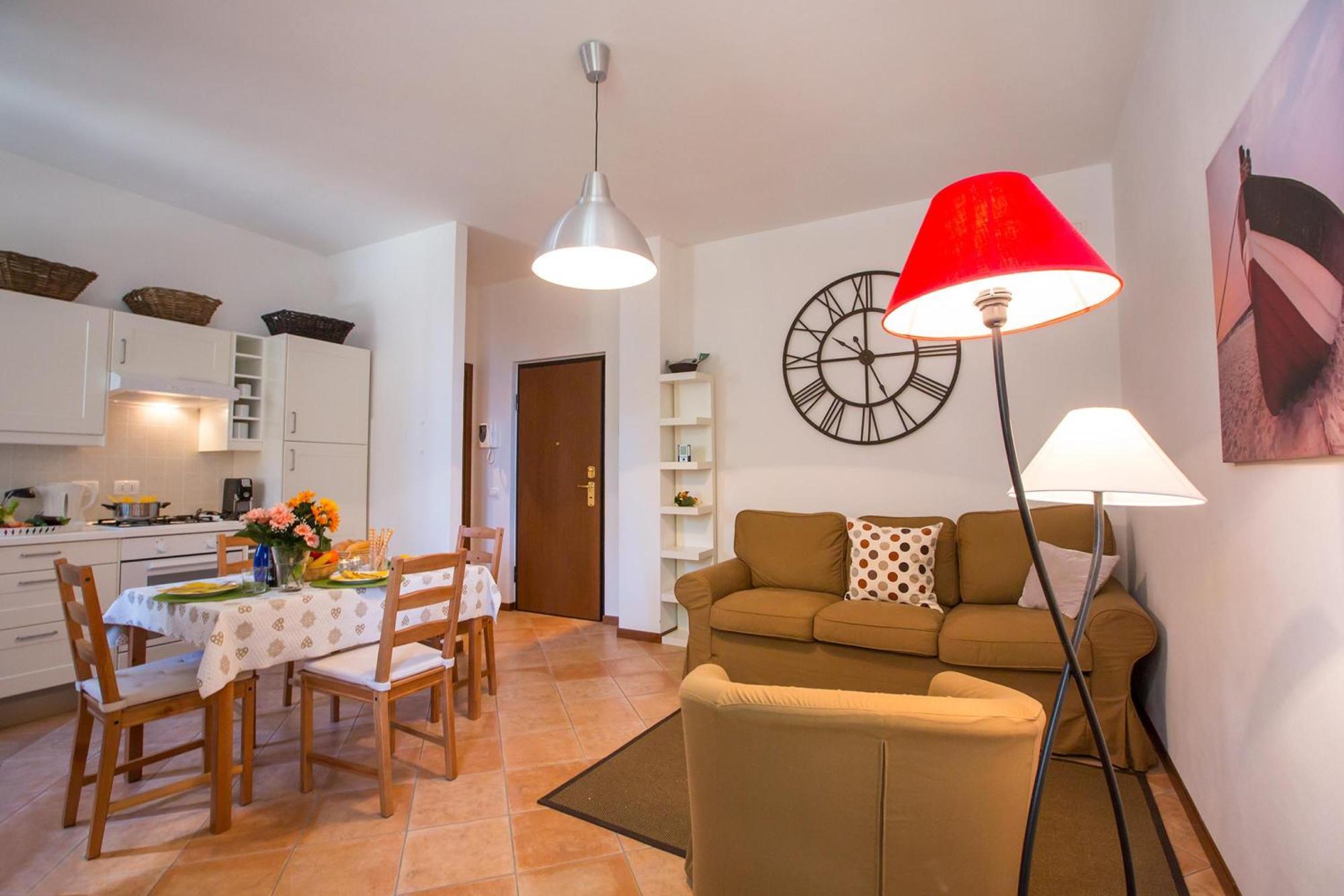 Casa Al Prato Apt. A วาเรนนา ภายนอก รูปภาพ